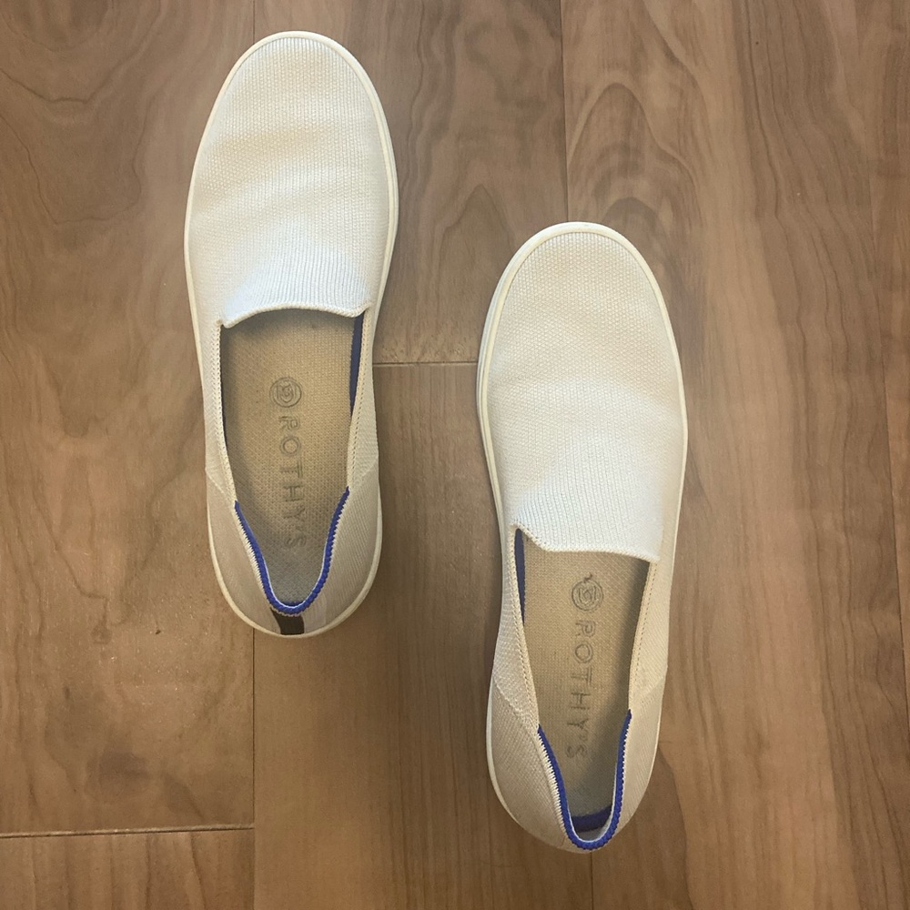 Rothy’s the sneaker, cream, good condition